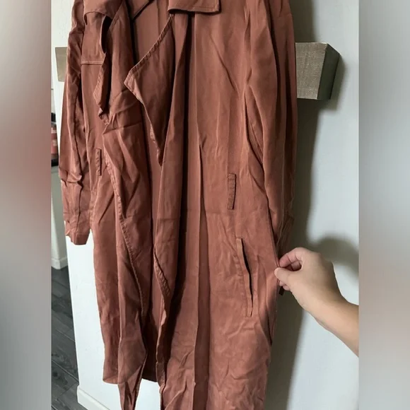 Badgley Mischka Terracotta Trench Coat - Picture 6 of 12
